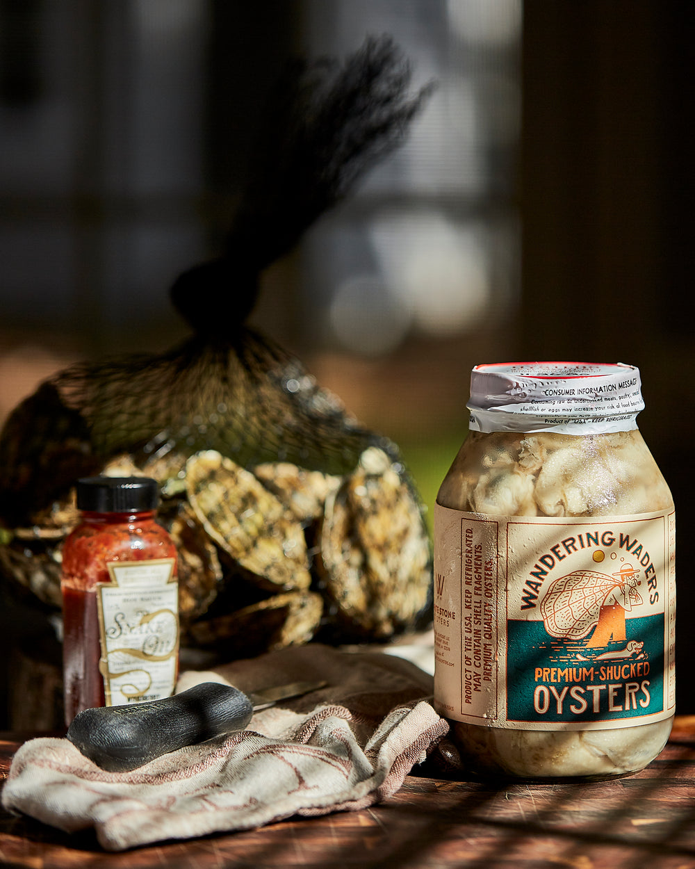 Wandering Waders Premium Jarred Oysters 1 Qt. | White Stone